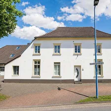 Daire Grosse Mit Terrasse In Bedburg-hau Hau